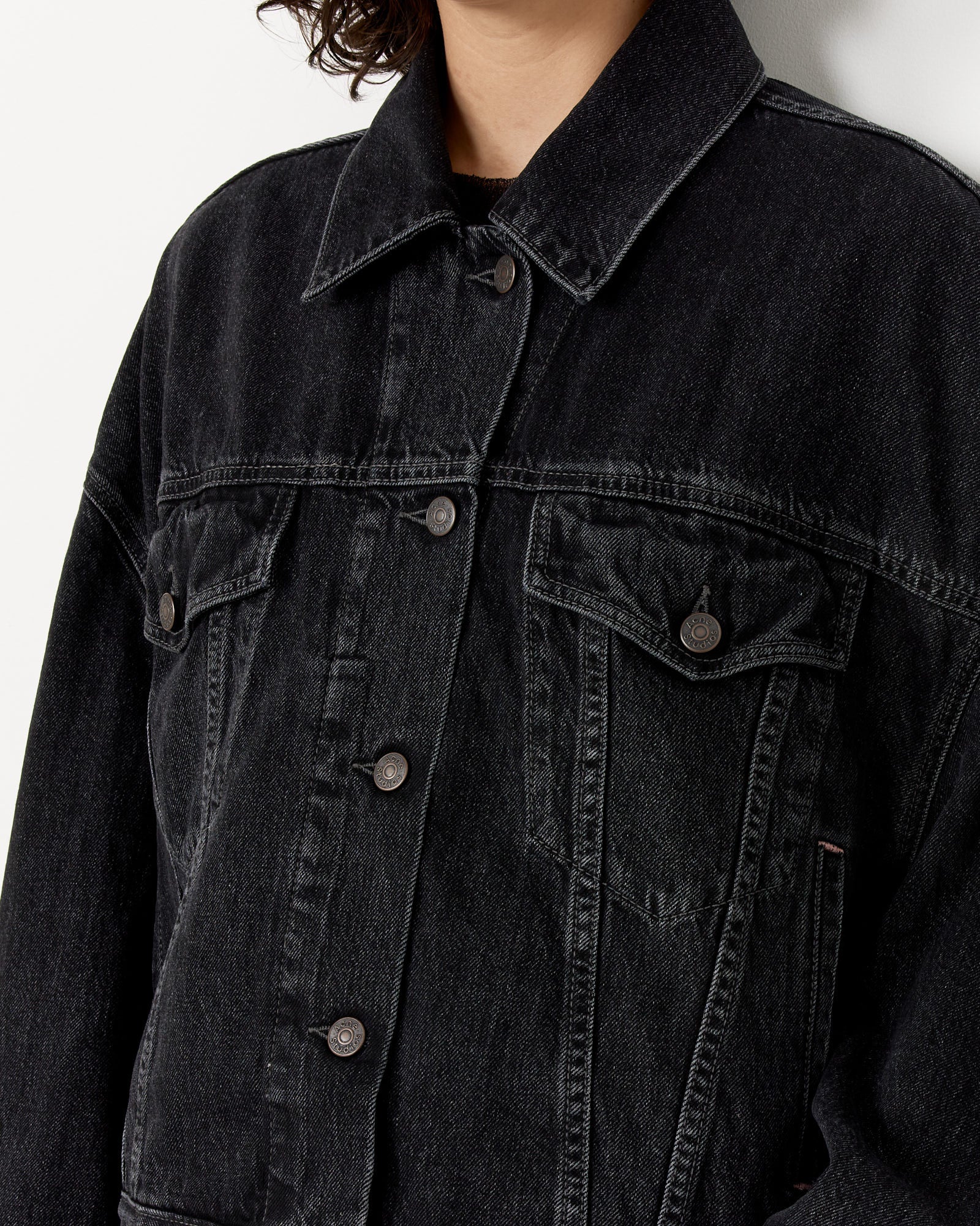 Cropped Denim Jacket in Black