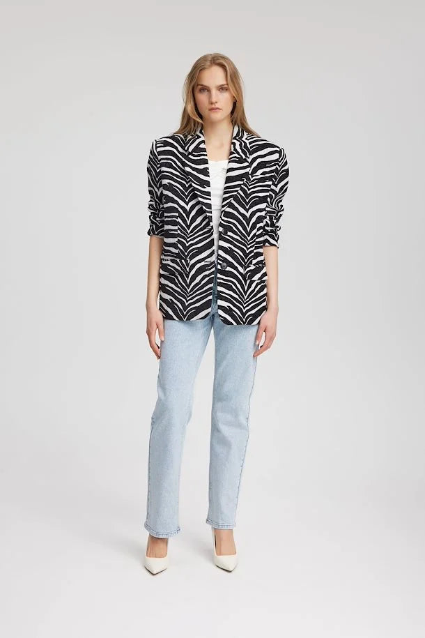 GESTUZ Tiger Stripe Blazer