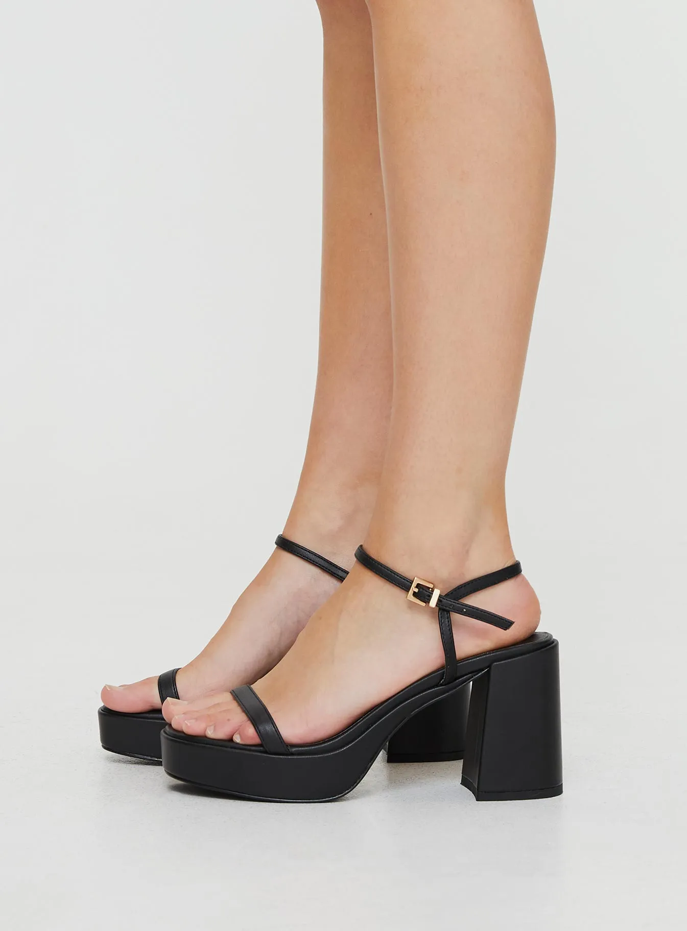 Shanda Heels Black