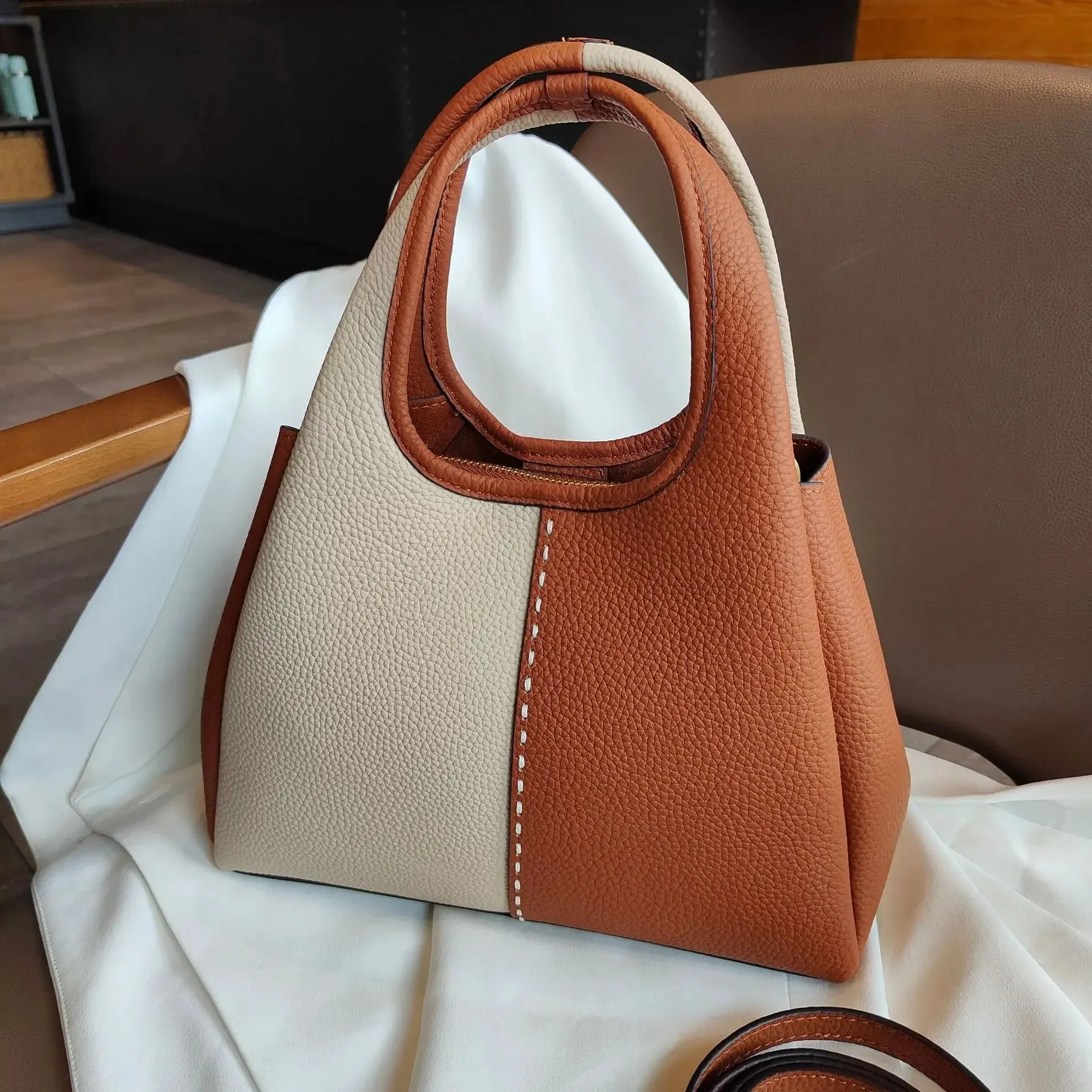 Women's Luxury Panelled Genuine Cow Leather Shoulder Handbag